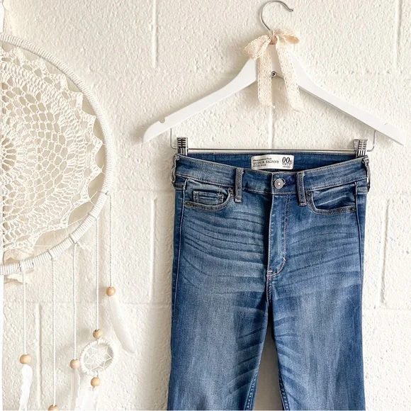 Abercrombie & Fitch Dark Blue Skinny Denim Pants - Picture 1 of 10